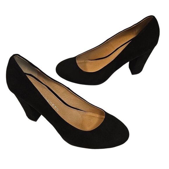 New without box Chinese Laundry Black Faux Suede Heels sz 11 - Picture 1 of 8